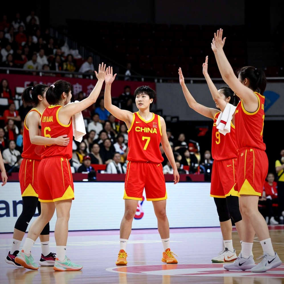 Mũi nhọn gãy giữa mùa: Tuyển Việt Nam và bài toán tiền đạo trước Asian Cup 2027